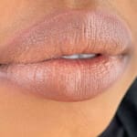 Zoom    Κραγιόν Le Papier Glossy Nude Lipstick – CORAL