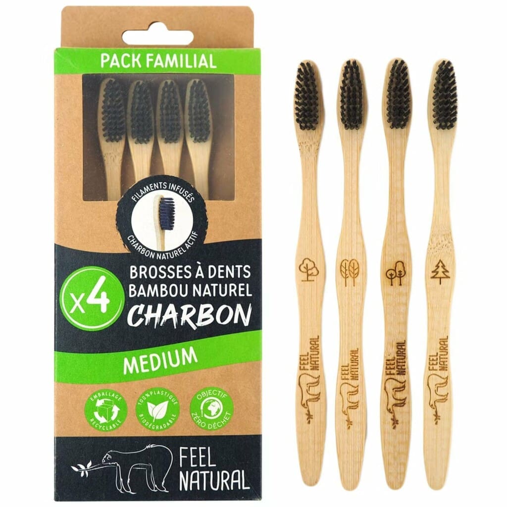 Feel Natural Family Pack οδοντόβουρτσες από φυσικό μπαμπού και νήματα ενεργού άνθρακα MEDIUM ΣΕΤ 4τμχ